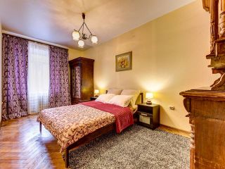 Exquisite Apartments on Nevsky Prospekt 146