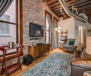 Rare Find 1820 Luxury 203 lofts Steps to Broadway-Sleeps 4 Nashville United States