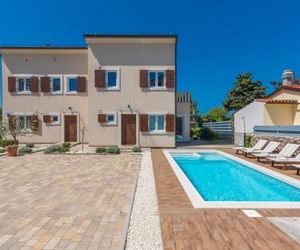 "Villa NOCCIOLA" holiday home Premantura Croatia