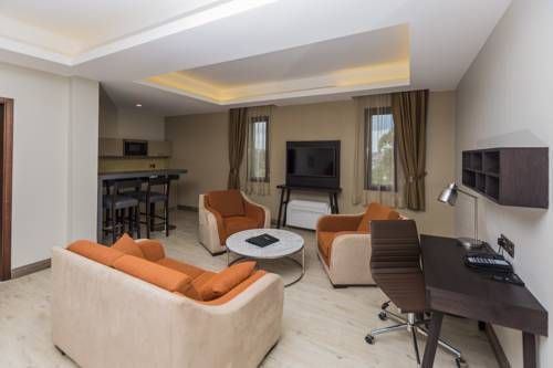 Hotel Photo 8
