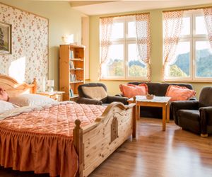 Vintage Flat With Wonderful View Karlovy Vary Czech Republic