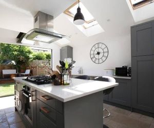 Modern, Chic 2BR Townhouse in Central Oxford Oxford United Kingdom