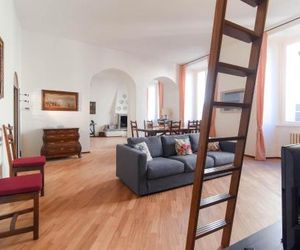 "Via Natta 15" Luxury Apartment - By House Of Travelers - Como Italy