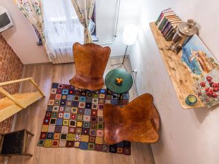 vintage studio 1 in the centre