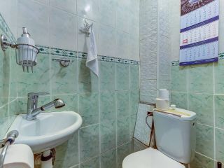 Apartment in the most famous street of the city.