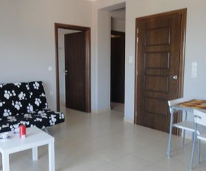 "Comfy flat" near Monemvasia and the beaches Plitra Greece