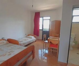 Vila Flamuri Golem Albania