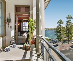 Oversized Manly Penthouse with 180° ocean views Manly Australia