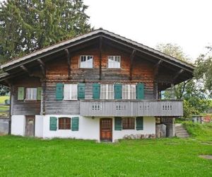 Traditionelles Chalet Schärmtanne Aeschi Switzerland