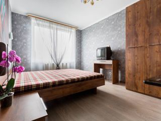 Brand-New Kremenchugskaya Apartment