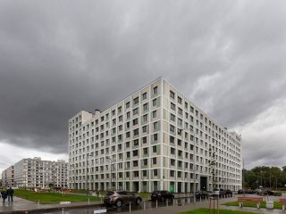 Brand-New Kremenchugskaya Apartment