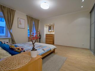Excellent location! New and near everything!