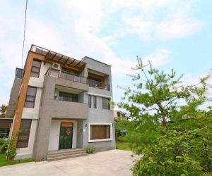 Sakura Love River Bed and Breakfast Dongshan Taiwan