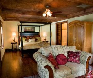 Bed and Breakfast on White Rock Creek Waco United States