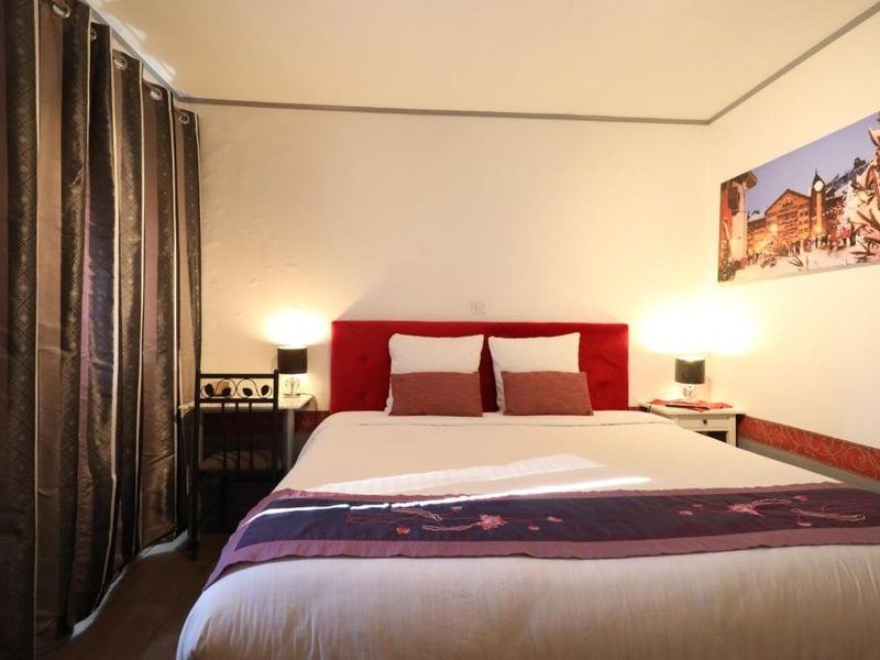 Hotel Photo 11