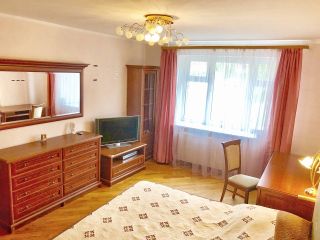 Комфорт-класс напротив Доктрины и Алмазова.