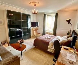 Three Individual Beautiful Spacious Rooms In Stylish Apartment Copenhagen Denmark