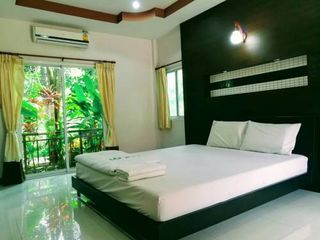 Hotel pic Pluluang Mansion