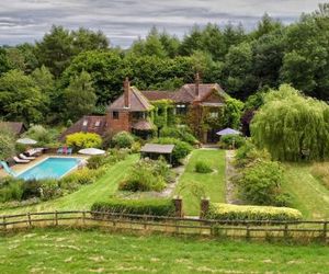 The Limes Country House with heated pool & Hot Tub Great Missenden United Kingdom