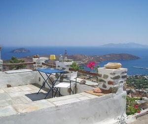 Traditional stone house with breathtaking view Livadi Greece