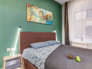 Neon [М] — city heart | WiFi | Netflix | Queen bed