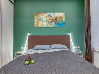 Neon [М] — city heart | WiFi | Netflix | Queen bed