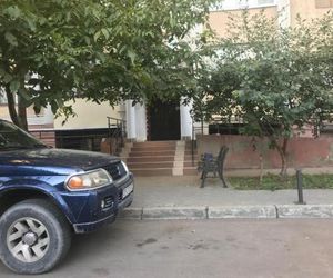 Cozy 2 bedroom apartment on Machtova Odessa Ukraine