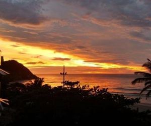 Frente a praia do Tombo - 05E - Guarujá Guaruja Brazil