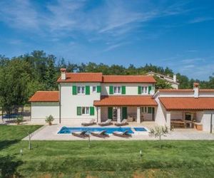 Four-Bedroom Holiday Home in Pican Padena Croatia