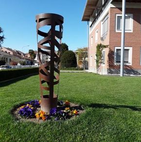 NearBy Hotel