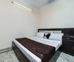 OYO 15763 Qlark Budget Hotel Samalka India