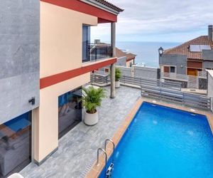 Cozy and sunny villa with pool and city views Santa Ursula Spain