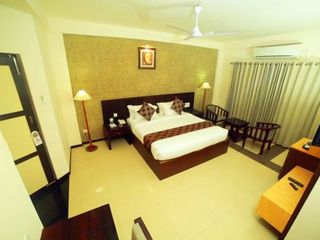 Фото отеля Hotel Pushpak