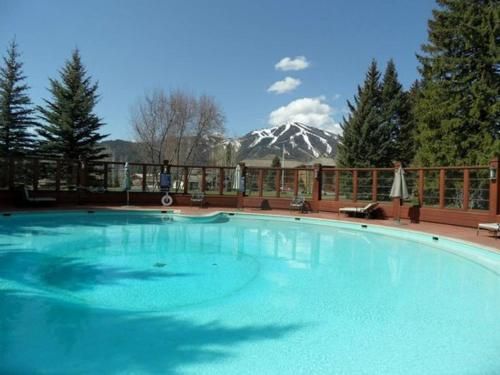 Photo of Snowcreek Condominiums Summer Pool with Sun Valley Amenities