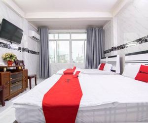 RedDoorz Plus near Ben Thanh Market Ho Chi Minh Vietnam