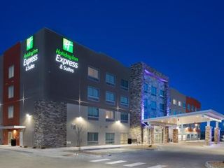Фото отеля Holiday Inn Express & Suites - Denver NE - Brighton, an IHG Hotel
