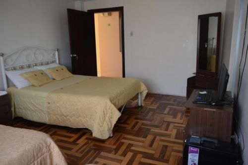 Hotel Photo 5