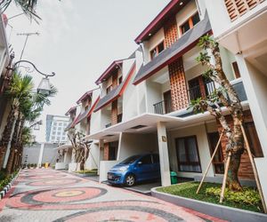 RedDoorz Premium near Ragunan Zoo 2 Jakarta Indonesia