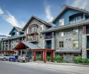 Luxurious 2 Bedroom with Spa, Steam Room & Hot Tub Canmore Canada