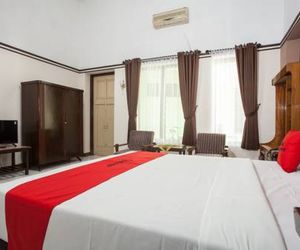 RedDoorz near Balai Kota Malang Malang Indonesia