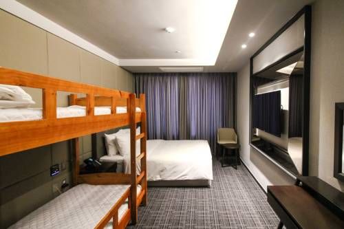 Hotel Photo 13