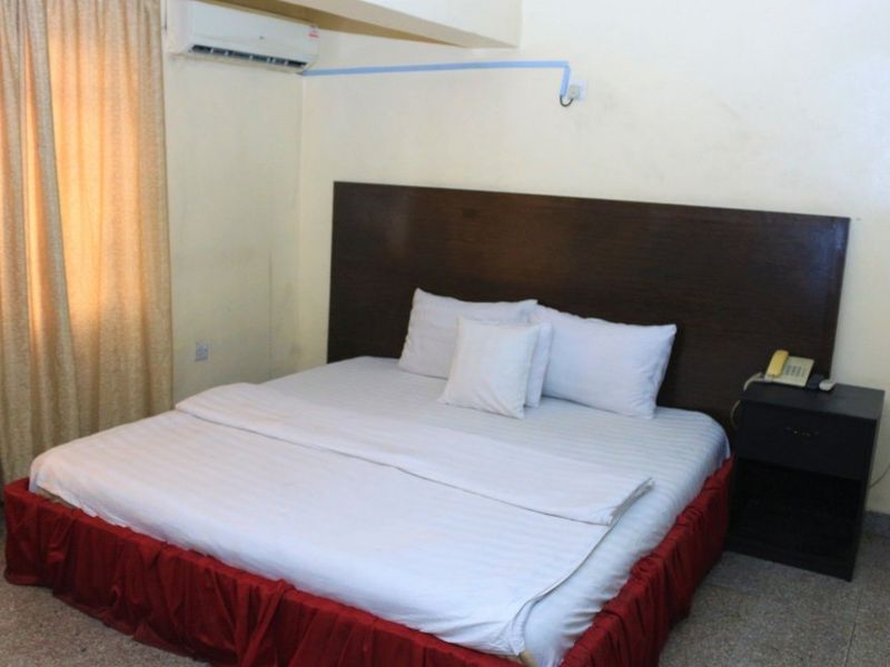 Hotel Photo 5