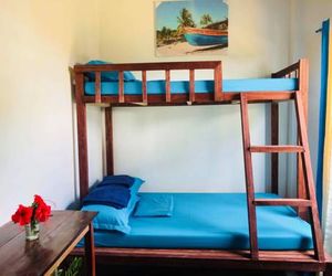 Tres Islas Hostel Cabuntog Philippines