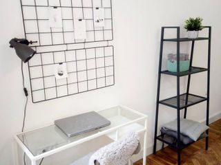 Modern Room in Historic Center Steps to Metro