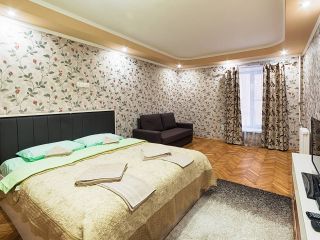 Two Bedrooms Apartment in the City Center with Jacuzzi - Двухкомнатная квартира в самом центре с Джакузи, 6 спальных мест