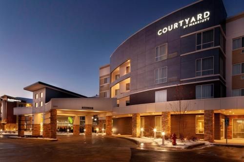 Photo of Courtyard by Marriott St. Louis West County