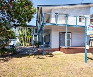 Jamaica Holiday Units Forster Australia