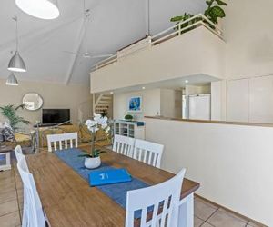 Osprey Holiday Village Unit 110 - Chic 3 Bedroom Holiday Villa with a Pool in the Complex Exmouth Australia