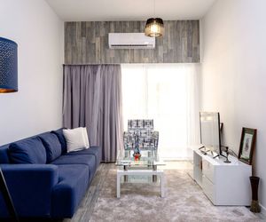 Cozy & Central 2BDR | Walk everywhere | Free Parking Larnaca Cyprus