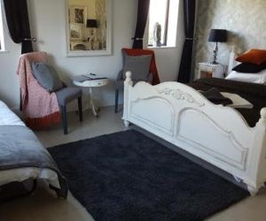 The WHITE DOVE BED and BREAKFAST/Newark Showground Newark on Trent United Kingdom